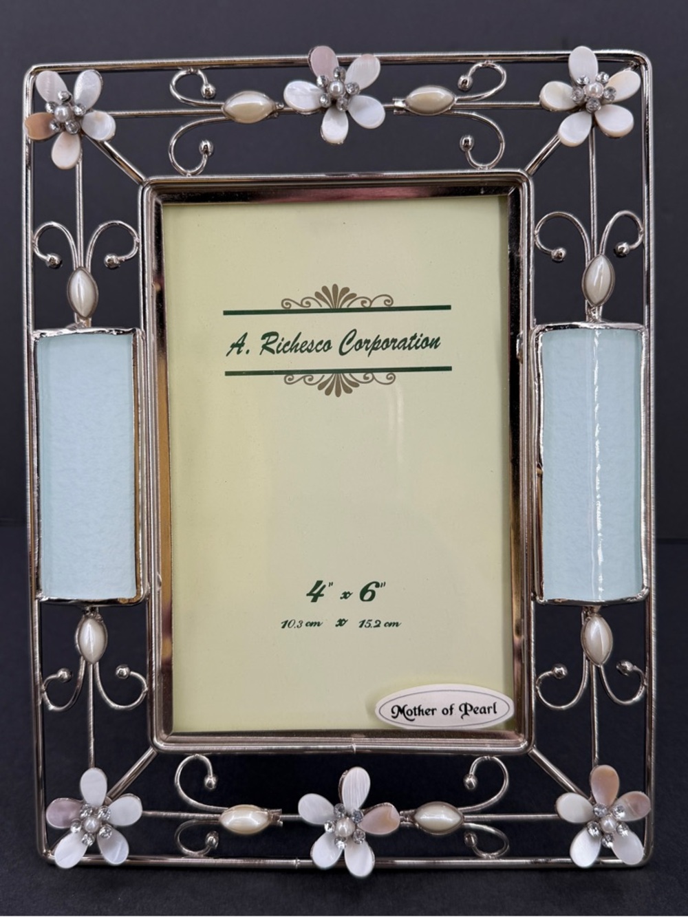 A. Richesco Corp Mother of Pearl Floral 4"x6" Free Standing Photo Picture Frame